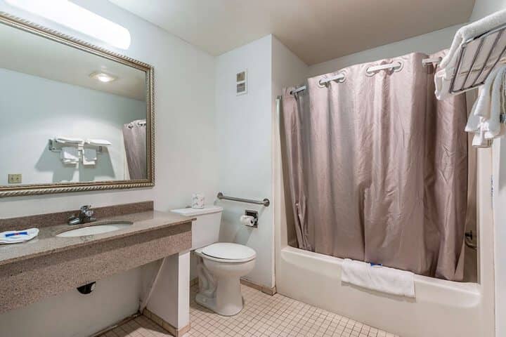 Room 30 of 42